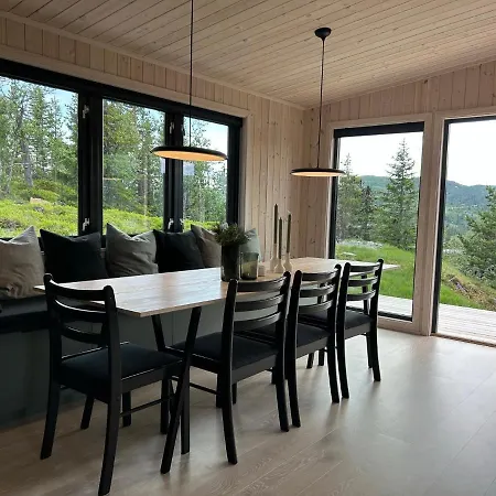 Holiday home Vegglihytta - With A Tranquil Location *